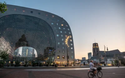 a tall building in a city