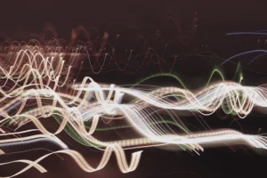 a blurry photo of lights in the dark