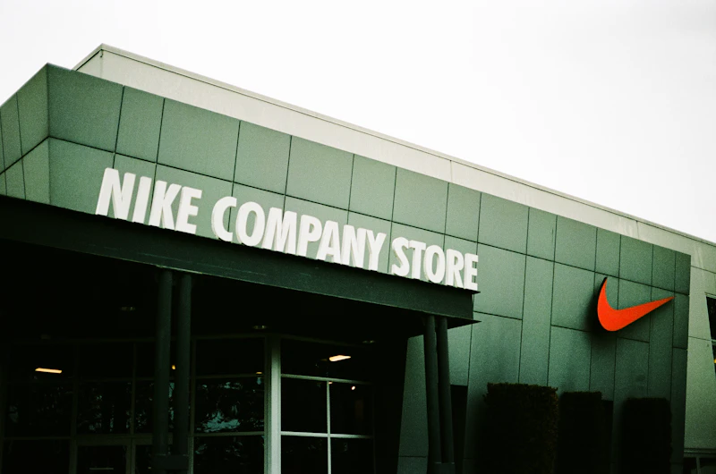 A building with a nike company store on it
